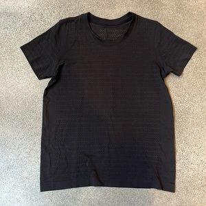 Lululemon Breeze By Short Sleeve